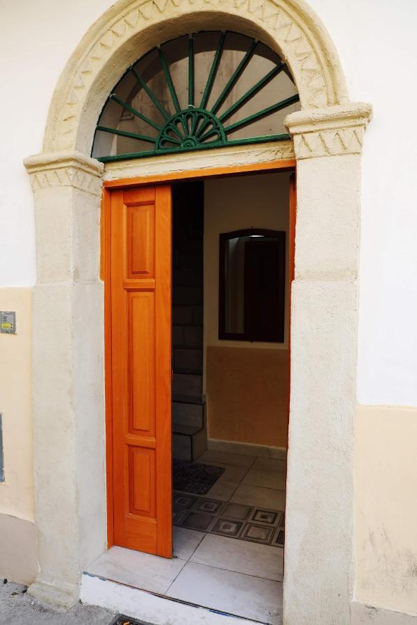 كروتوني B&B Vista Mare المظهر الخارجي الصورة